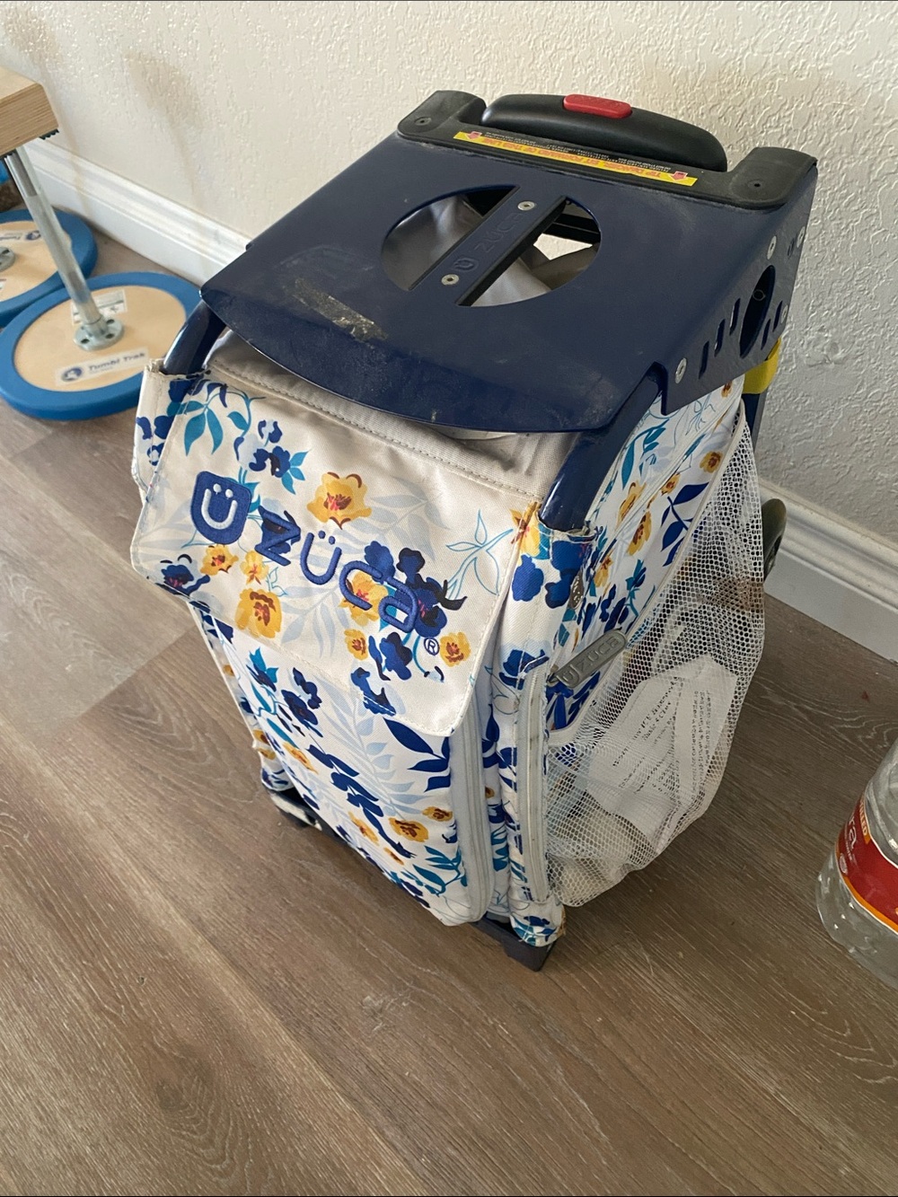 Kids Rolling Tote with Blue & White Floral Print - ÜZÜC - Picture 3 of 5